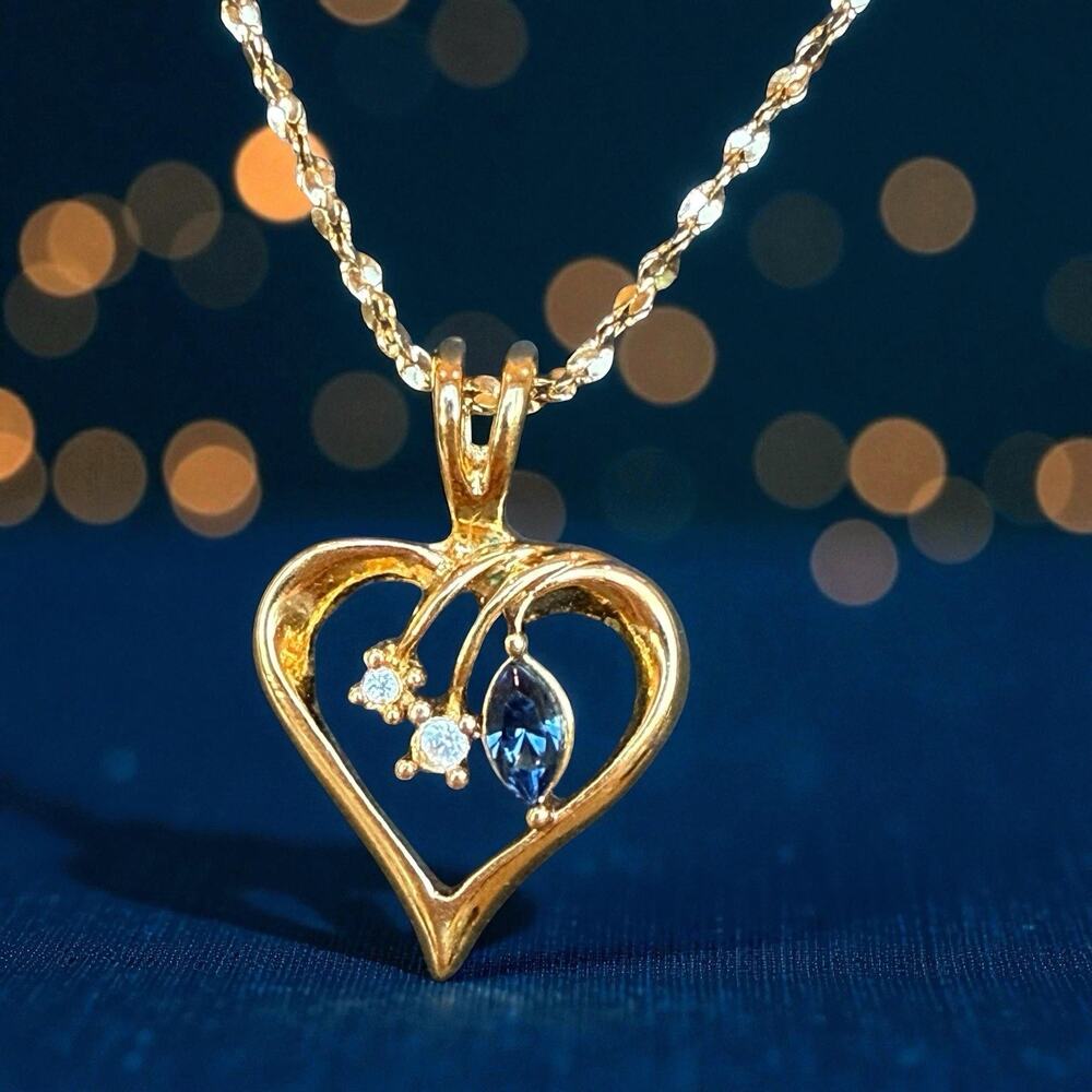 Vintage Gold Tone Heart Pendant Necklace Blue & Clear Stones 18” Length